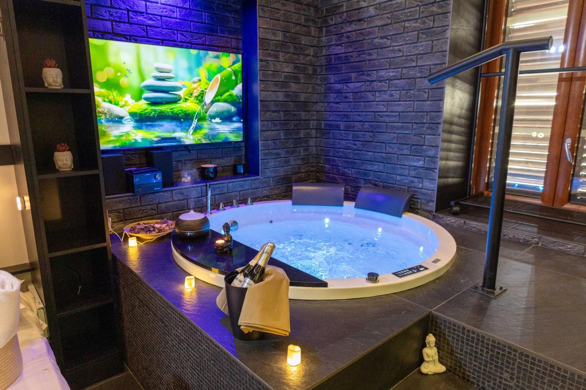 Lungomare Suite & Spa Neapol Zewnętrze zdjęcie
